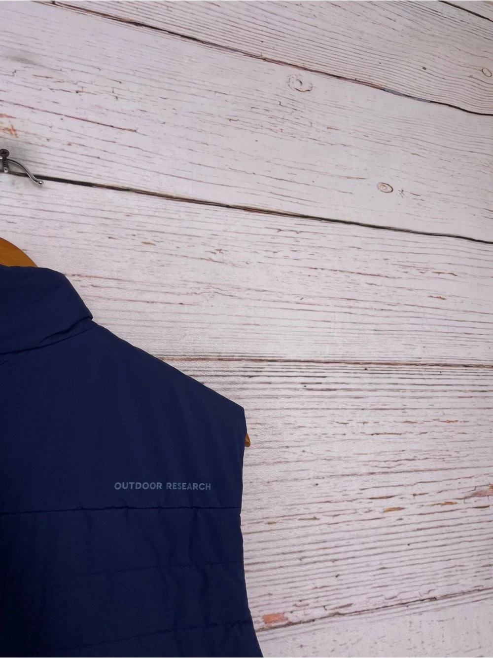 LIKE NEW Outdoor Research water resistant insulated shadow vest